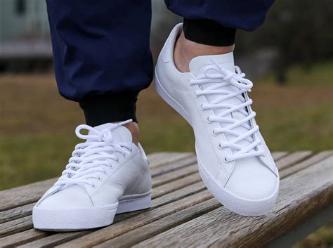 most comfortable white tennis shoes